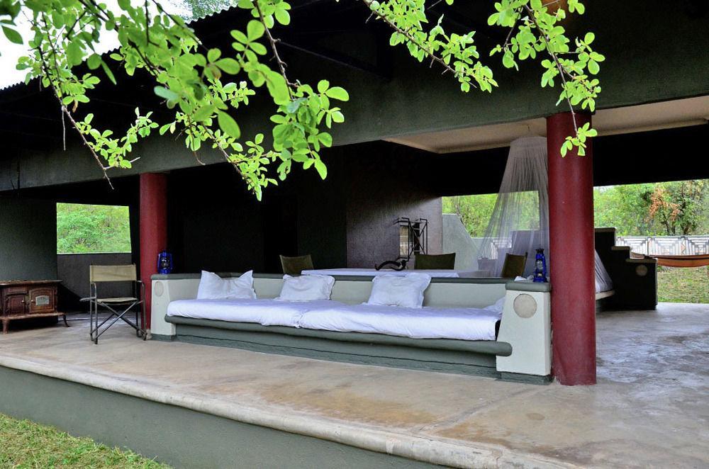 Tingala Lodge - Bed In The Bush Phalaborwa Exterior foto